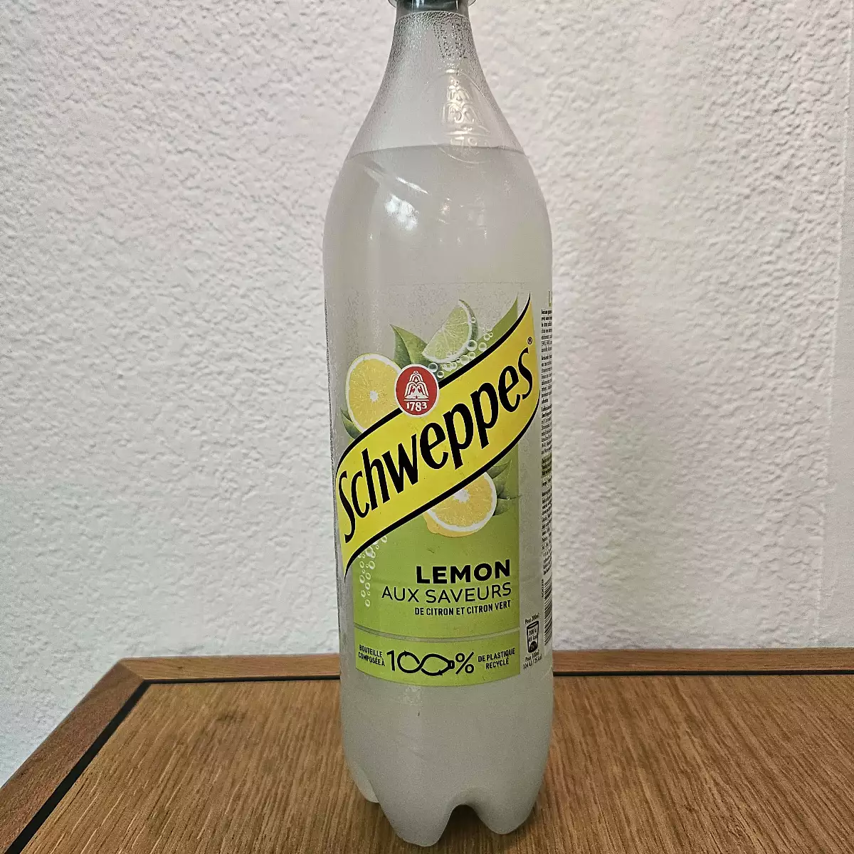 SCHWEPPES LEMON 1,5L